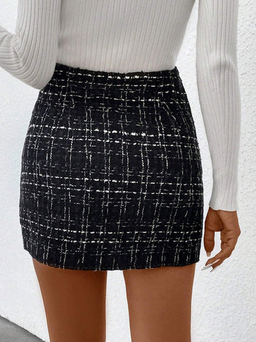 Mia | Schmaler Rock mit Knopfdetails
