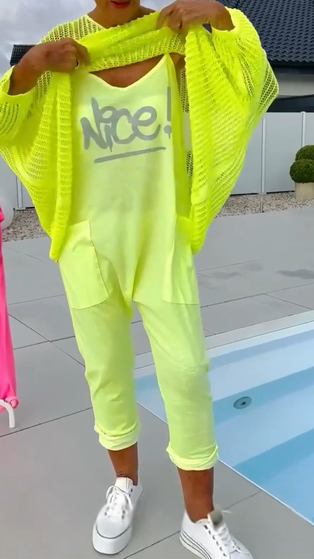 Tiffany | Damen-Jumpsuit mit Buchstabendruck + hohler Kittel-Freizeitanzug