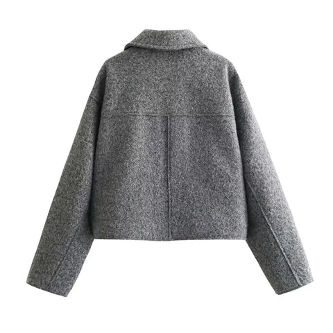 TARA | Die Trendige Cropped-Jacke