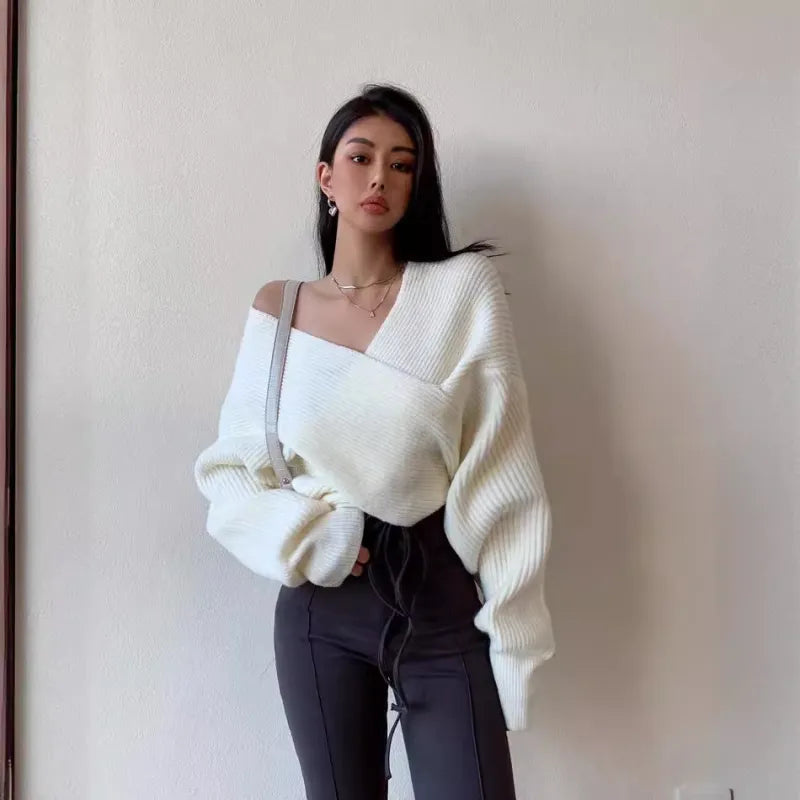 JULIA | Trendiger Cross V-Hals Pullover – Der perfekte Frühlings-Must-Have