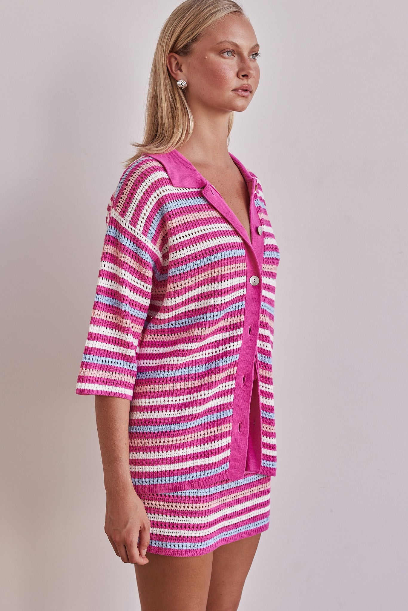 Delilah | Penelope Strick-Shirt Rosa