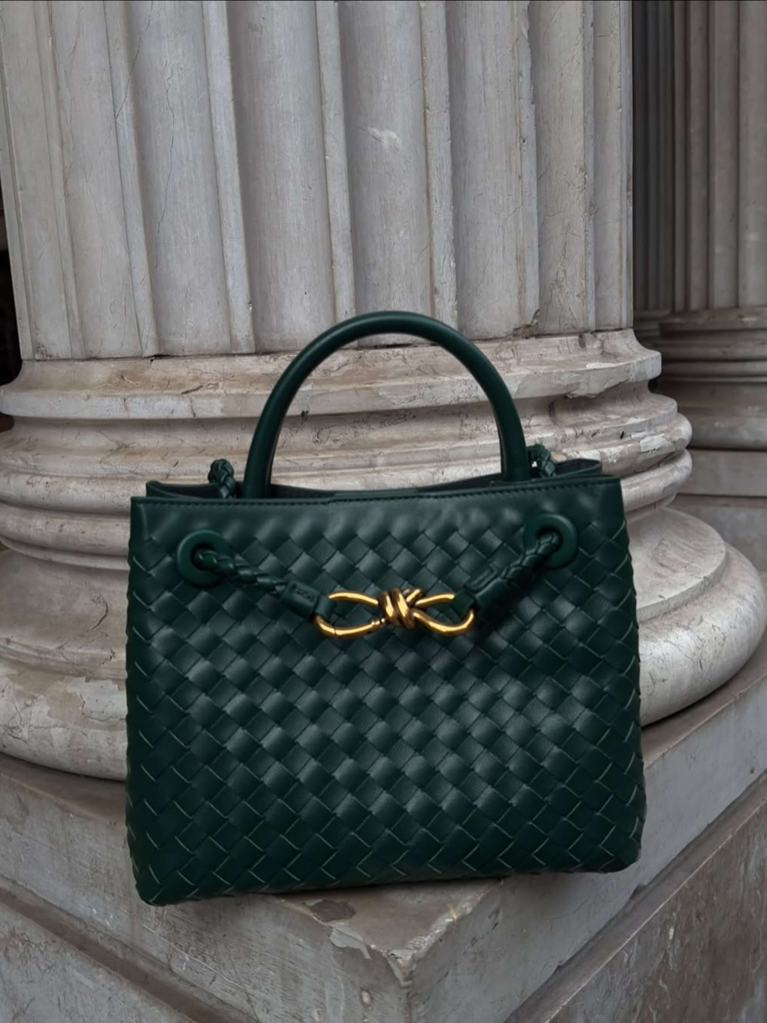 Sabine | Kleine Geflochtene Tasche aus Veganem Leder