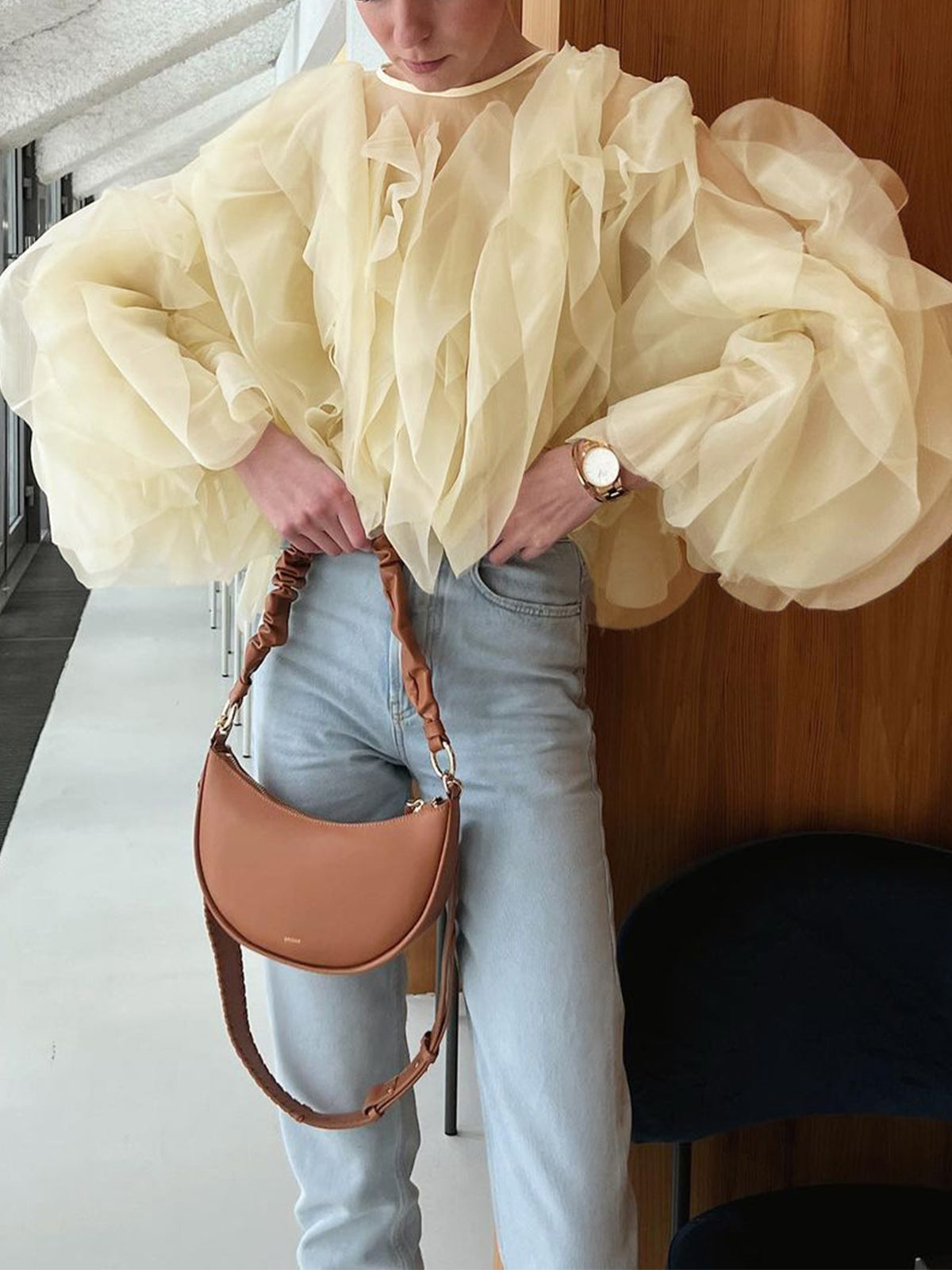 Clara | Chiffon Rüschen Bluse mit Rundhalsausschnitt