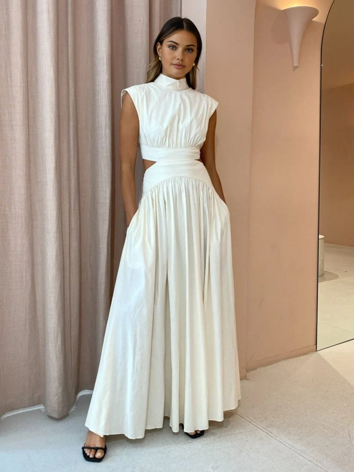 Clara | Maxi Kleid mit Cut-Out und Mock Neck