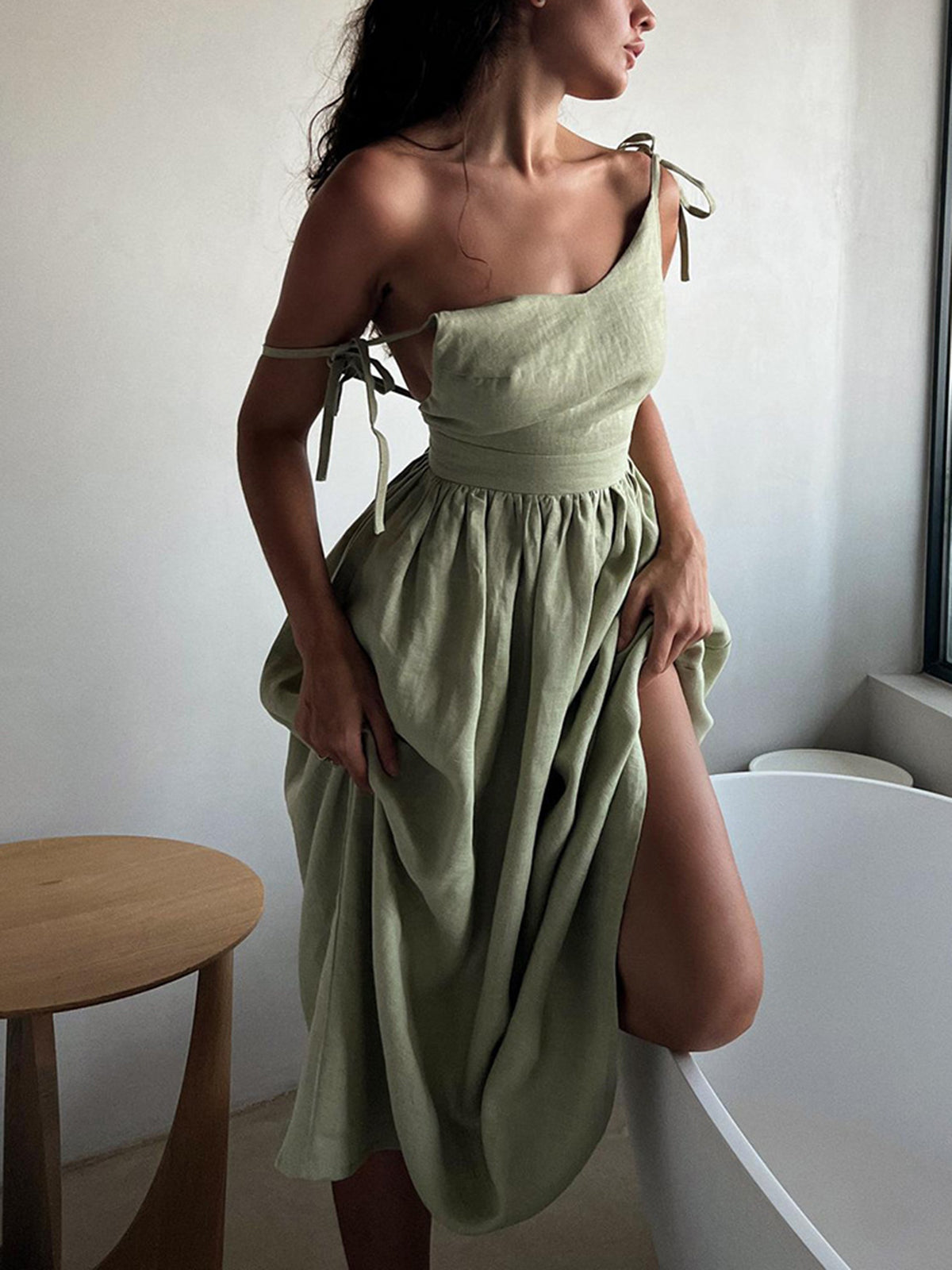Clara | Rückenfreies Maxikleid aus Baumwolle und Leinen