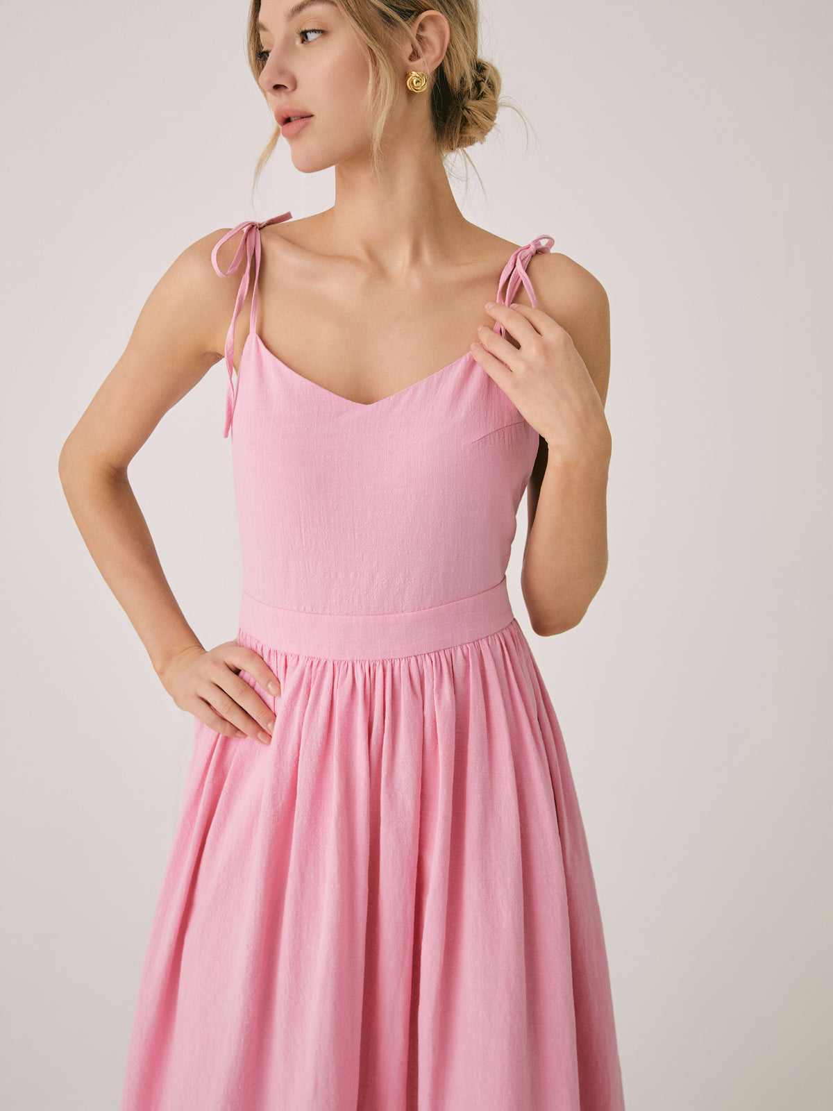 Clara | Rückenfreies Maxikleid aus Baumwolle und Leinen
