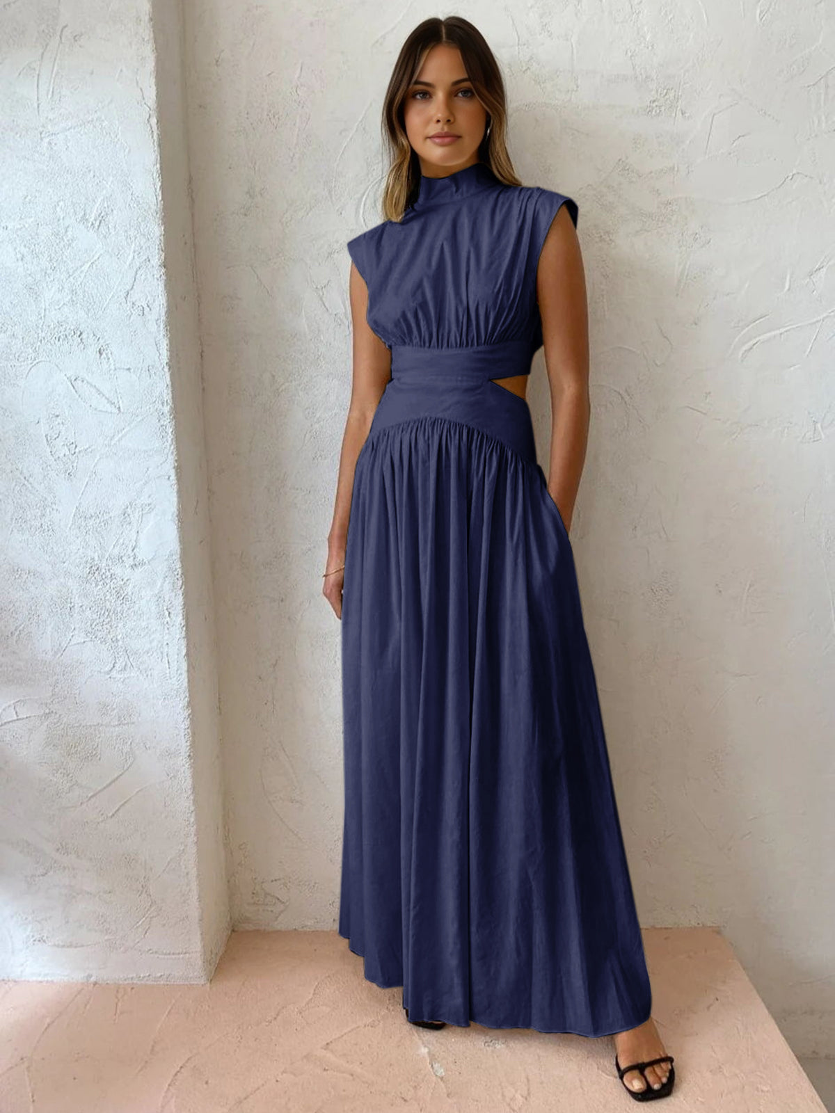 Clara | Maxi Kleid mit Cut-Out und Mock Neck