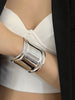 Laura | Elegantes Metallisches Breite-Cuff-Armband