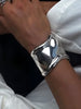 Laura | Elegantes Metallisches Breite-Cuff-Armband