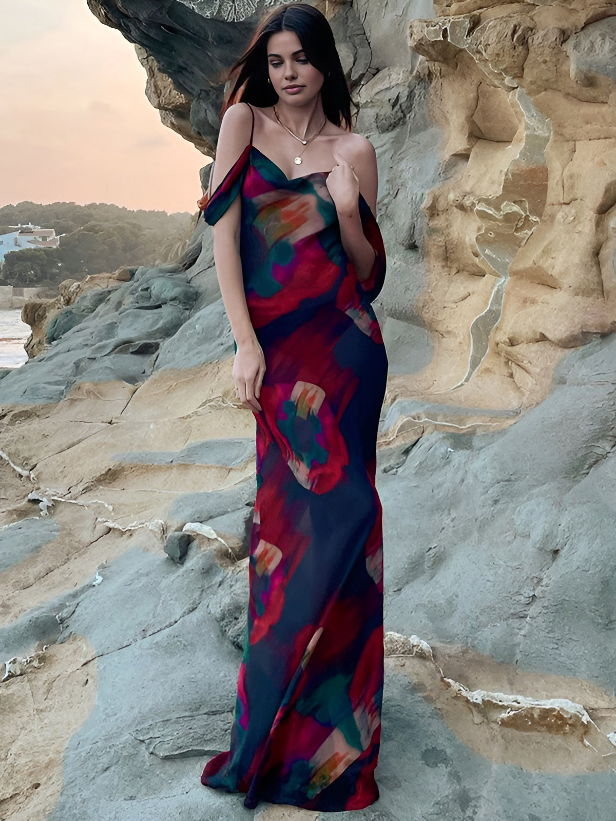 Mara | Durchscheinendes Blumenkleid mit Spaghettiträgern