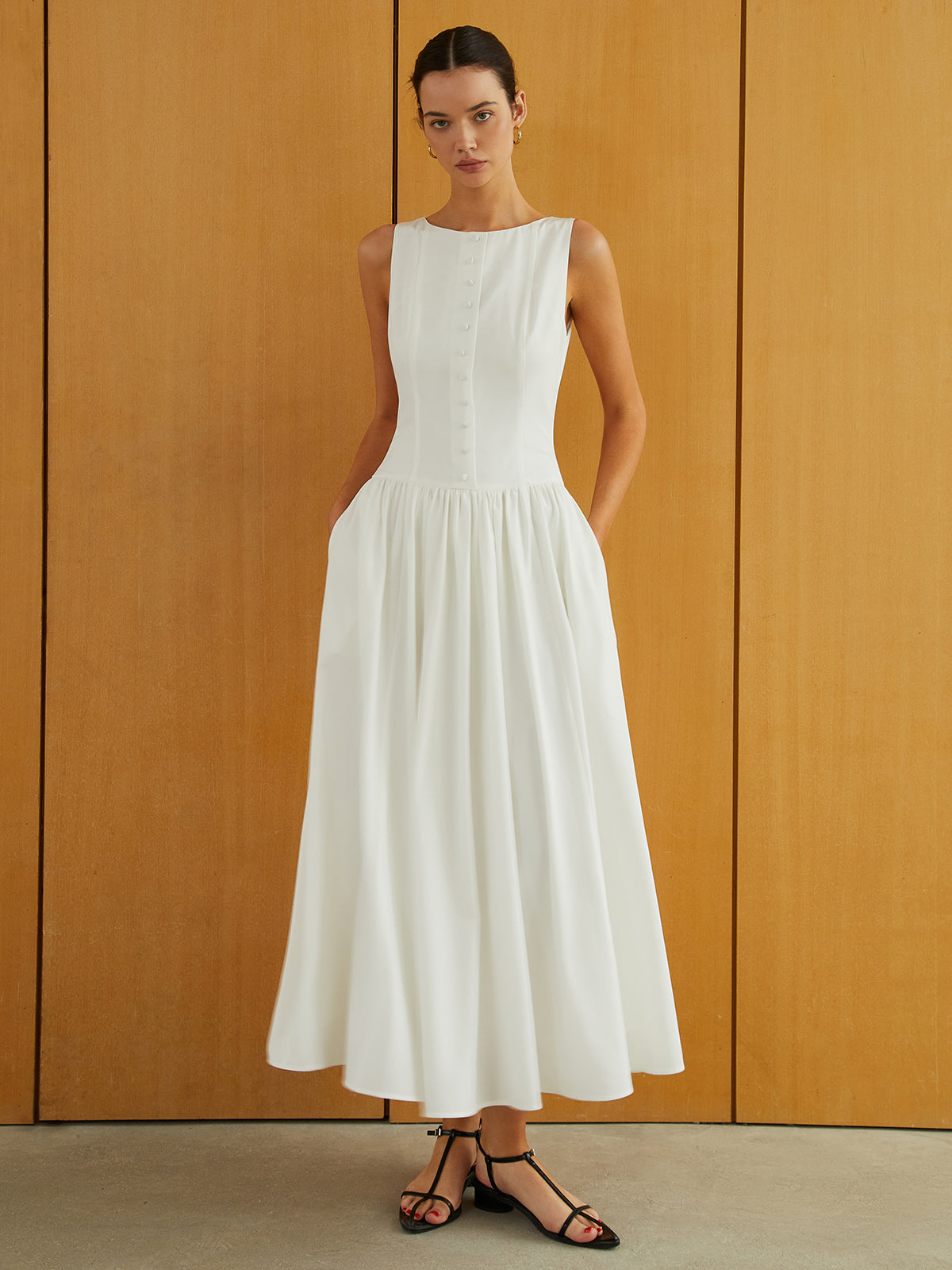 Clara | Elegantes Maxikleid mit Knopfleiste und praktischen Taschen