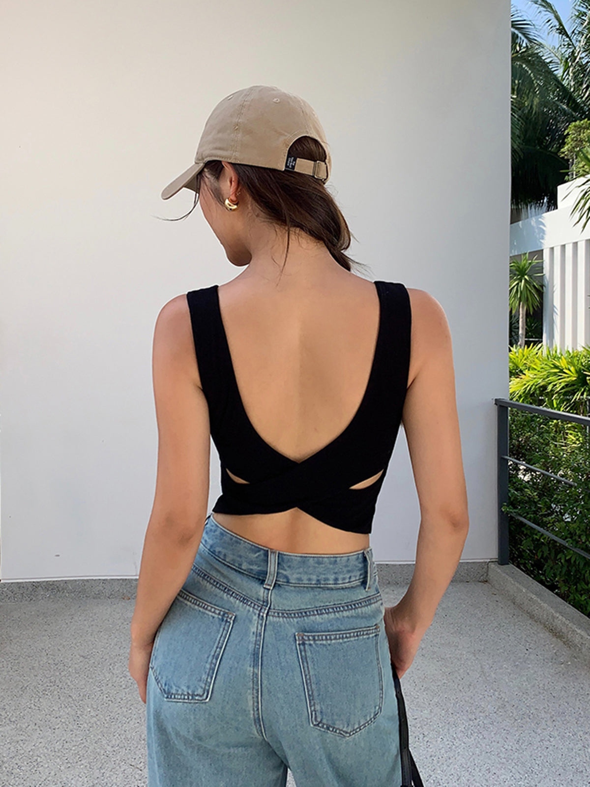 Clara | Lässiges Criss-Cross Crop Tanktop