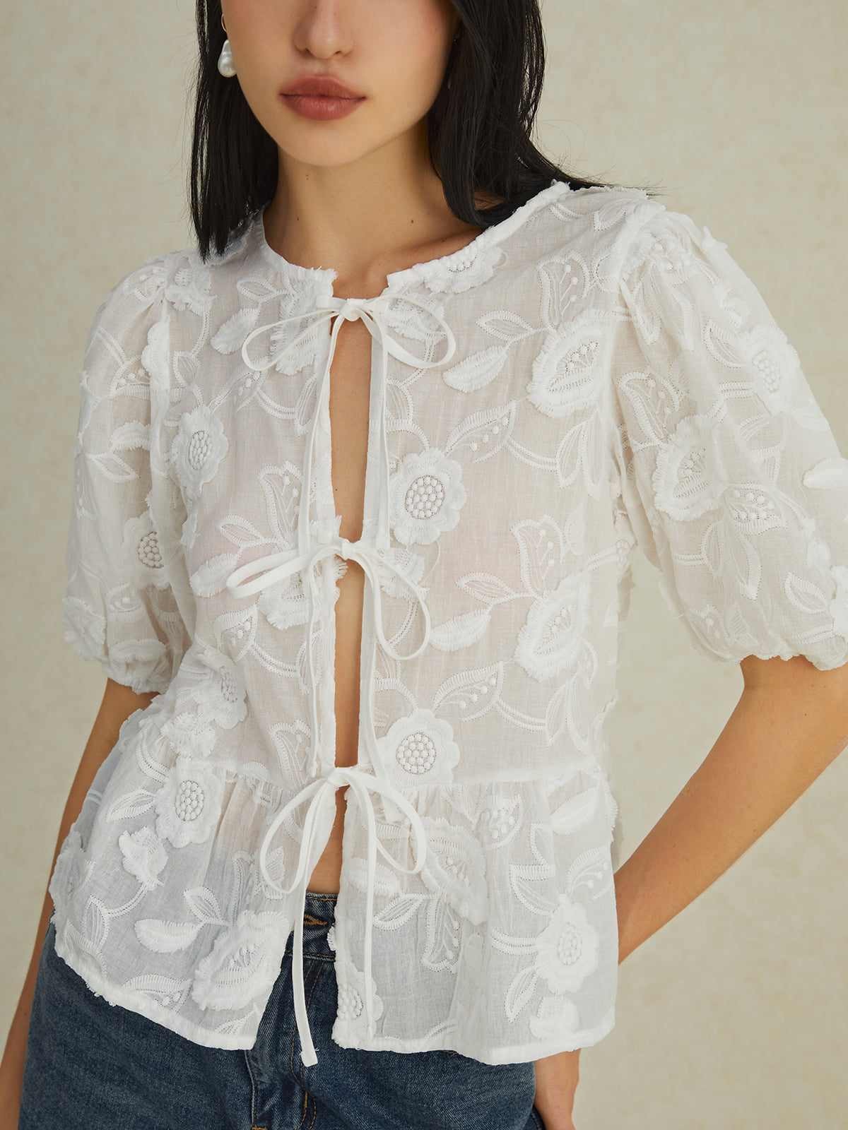 Clara | Verspieltes Hemd mit Blumenmuster und Puffärmeln