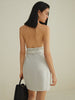 Clara | Elegantes rückenfreies kurzes Kleid mit Gürtel