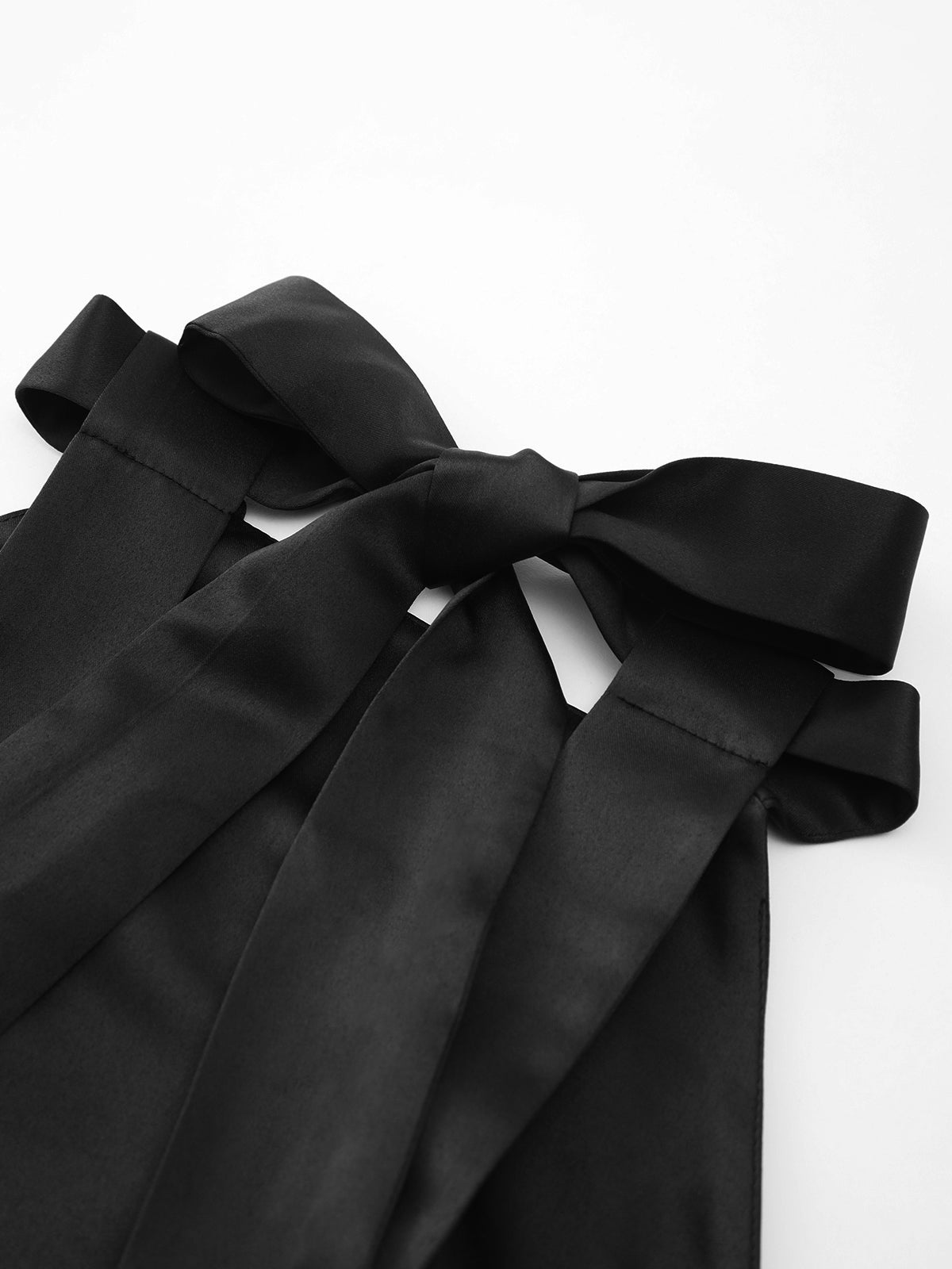 Sophie | Minikleid mit Knoten und offenen Rücken