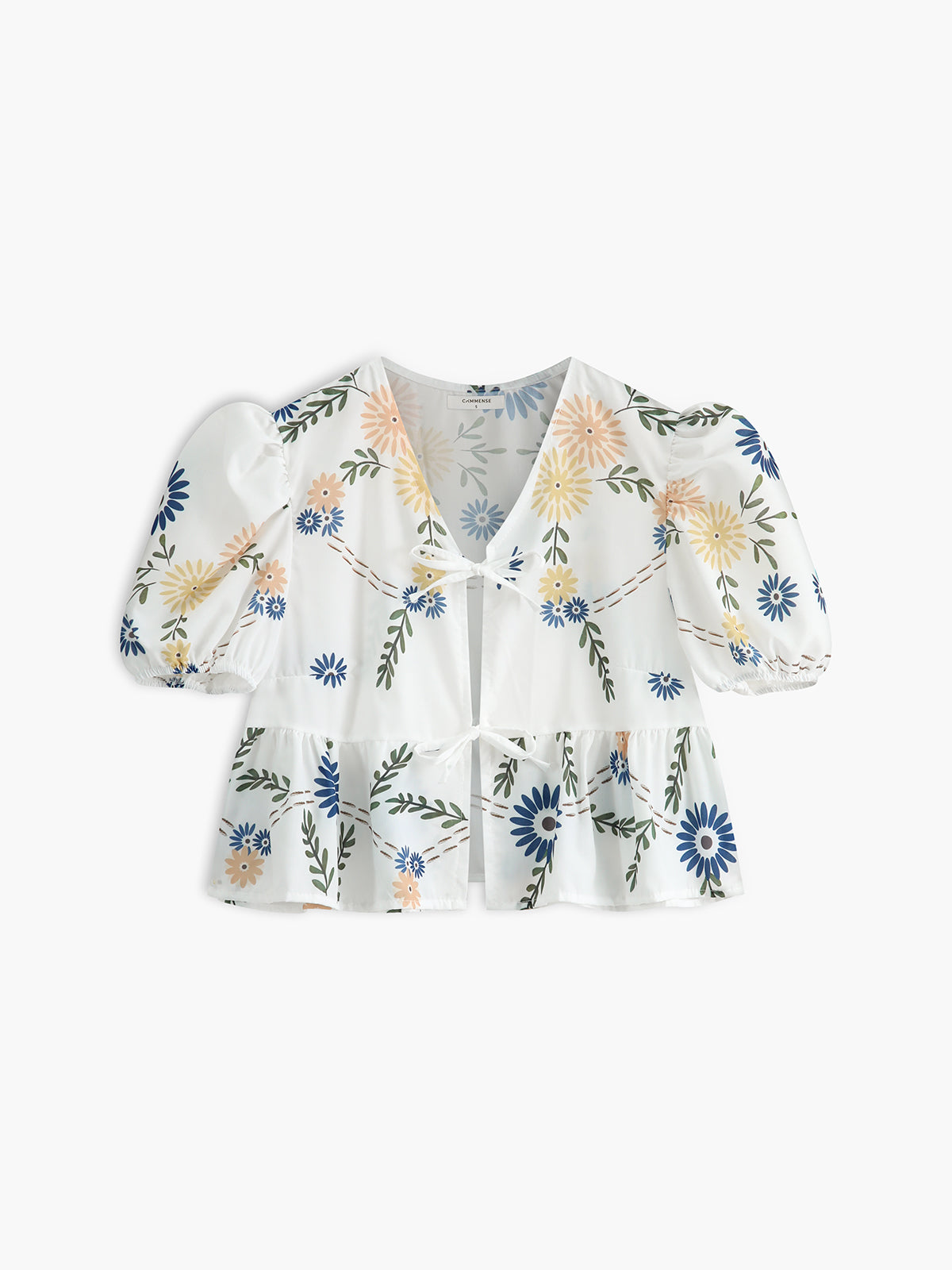 Clara | Florales T-Shirt mit Bindegürtel