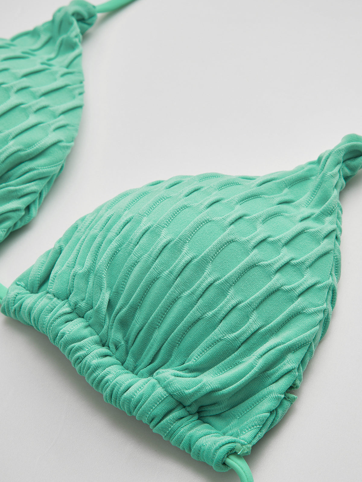 Clara | Bezauberndes Halter-Knotted Bikini-Set