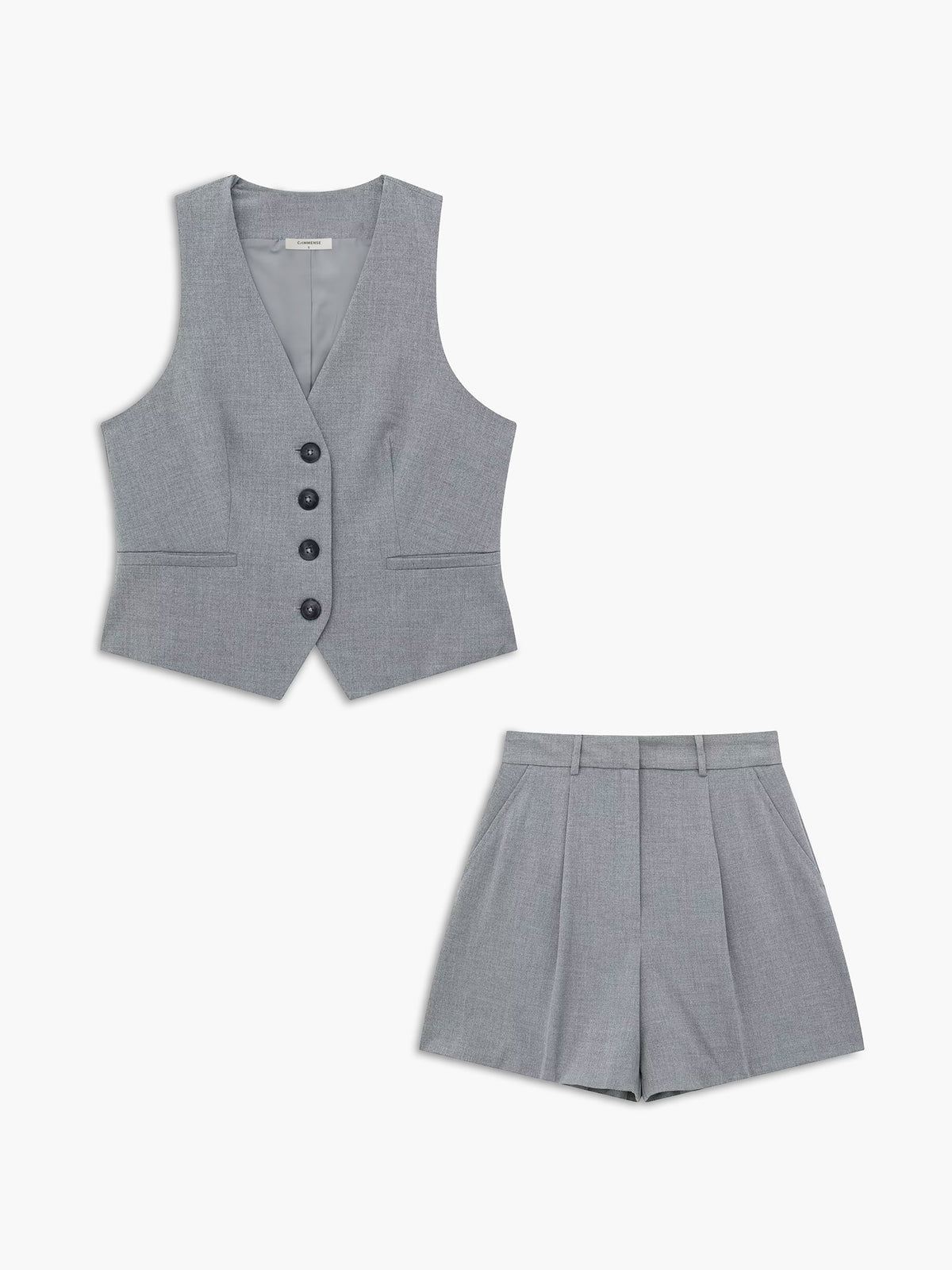 Max | Lässiges Shorts-Set mit V-Ausschnitt