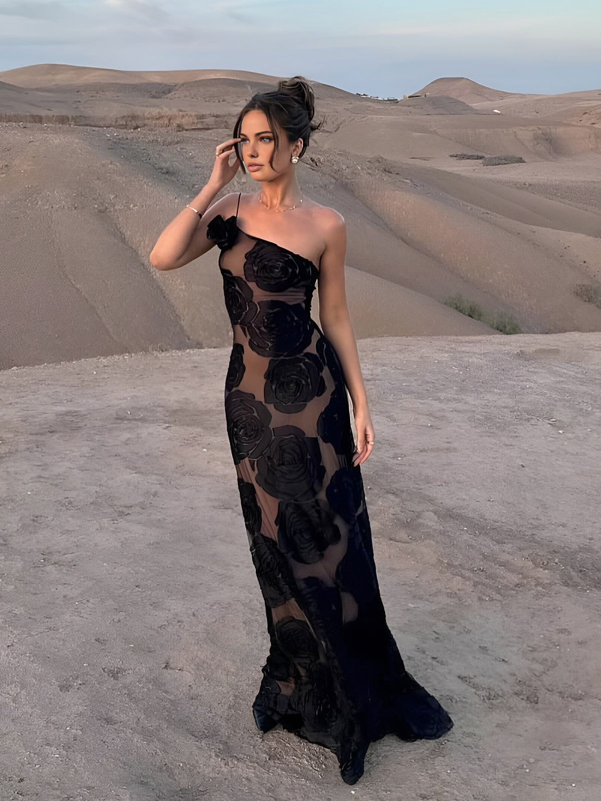 Emilia | Asymmetrisches Jacquard-Kleid mit Blumenmuster