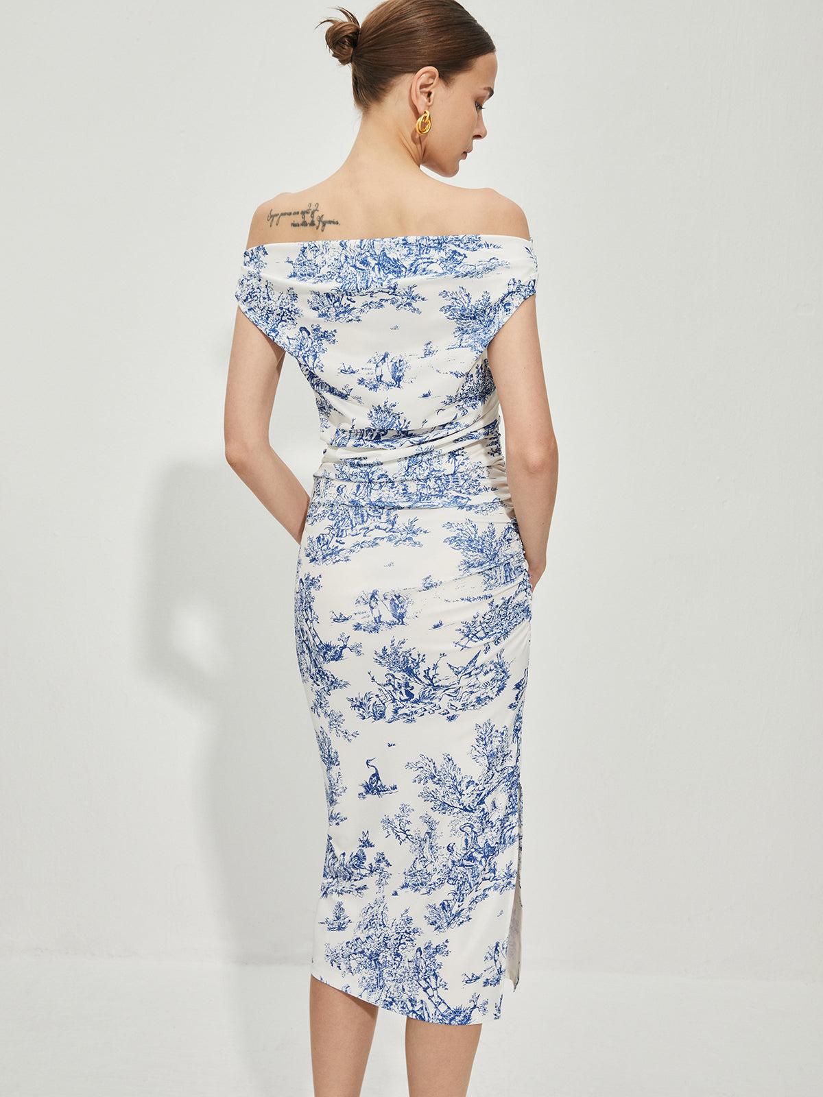 Sophie | Elegantes Midi-Kleid mit Print und geradem Ausschnitt
