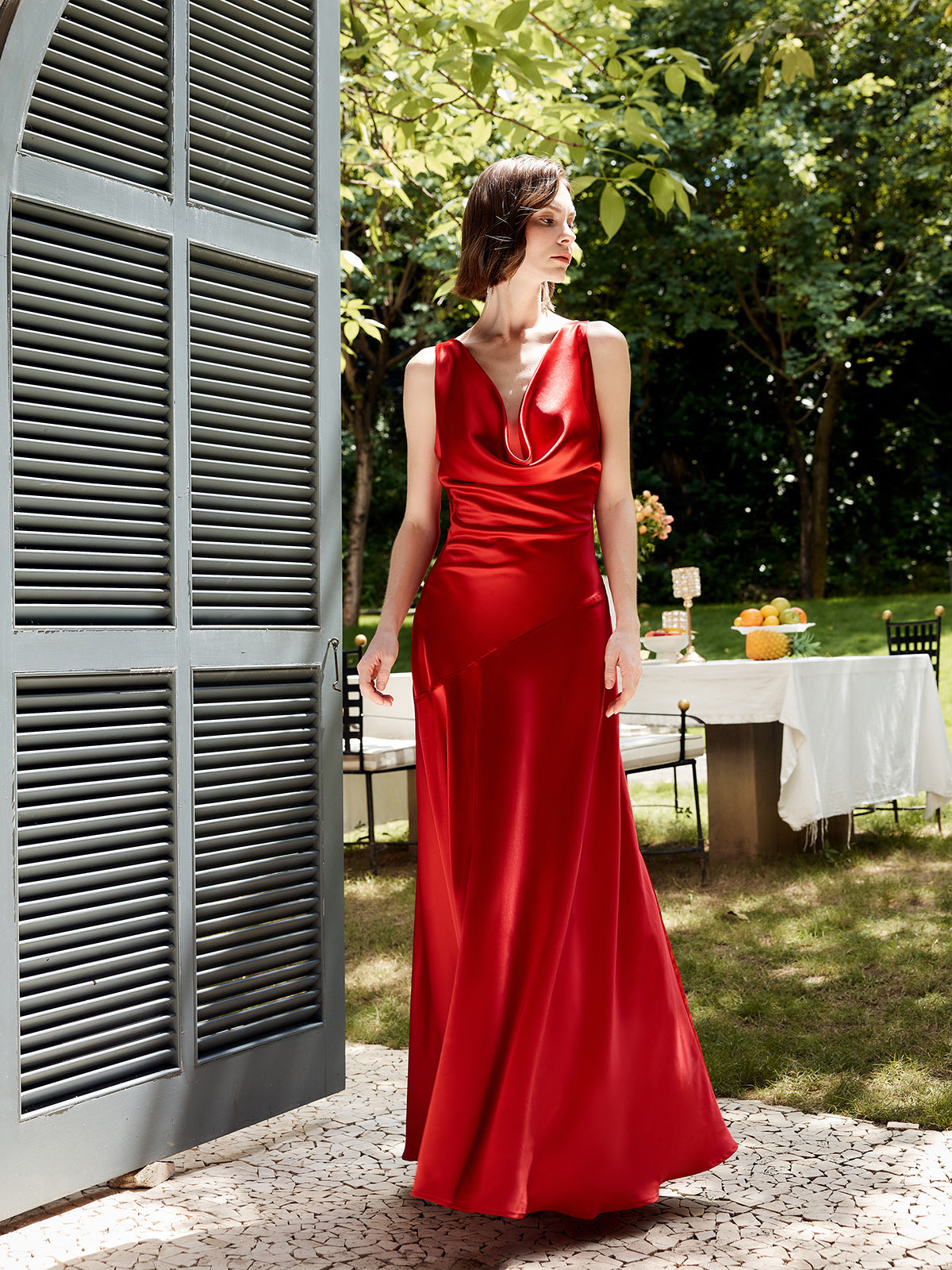 Mia | Elegantes Satin-Maxikleid mit Rückenausschnitt