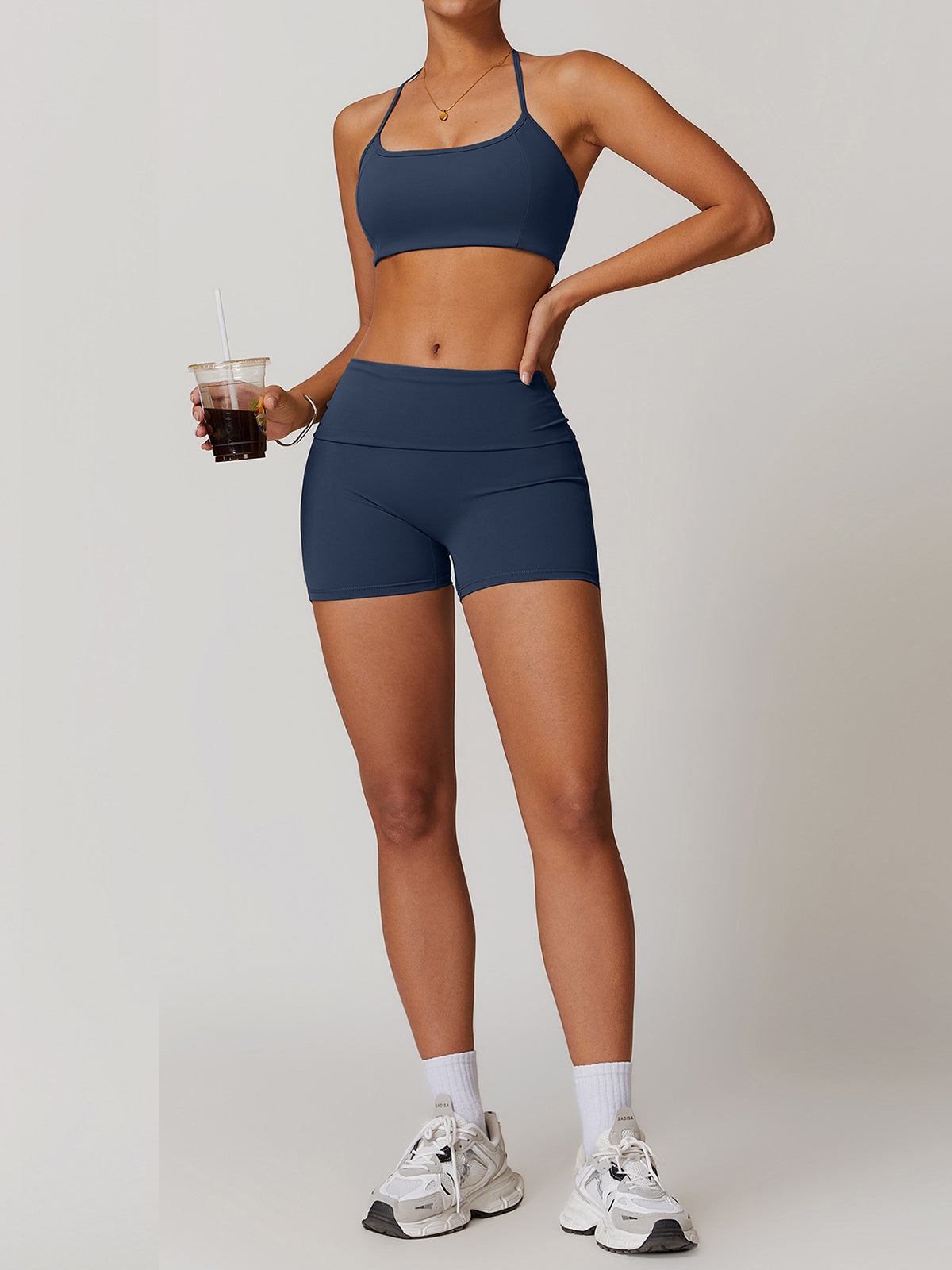 Clara | Halter Skinny Shorts Set mit schnelltrocknendem Material