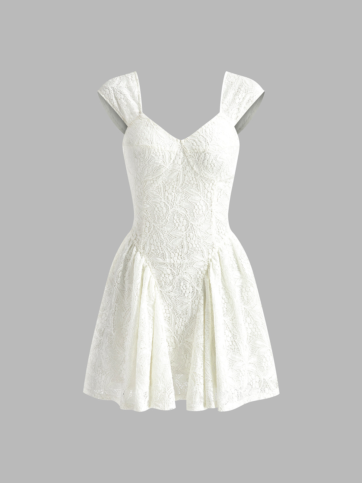 Mia | Verführerisches Kurzkleid aus Spitze