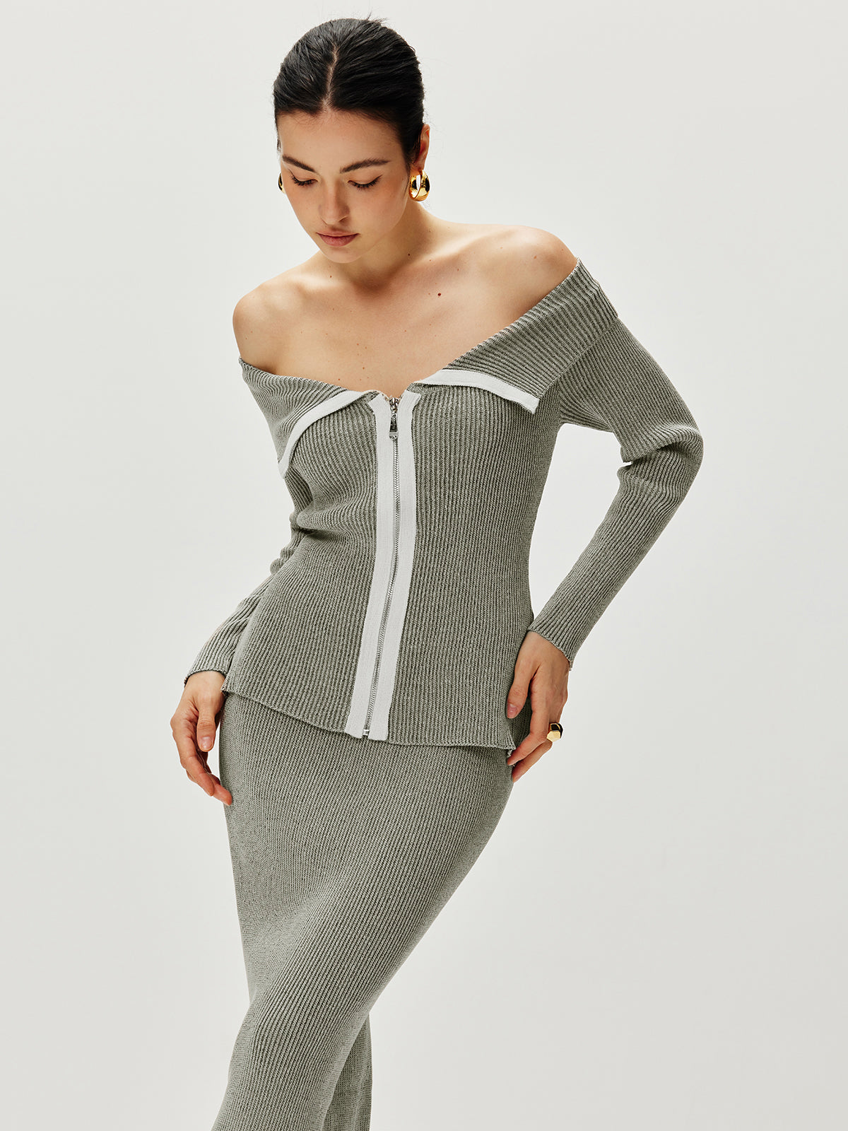 Sophie | Kontrastbesatz Off-Shoulder Cardigan