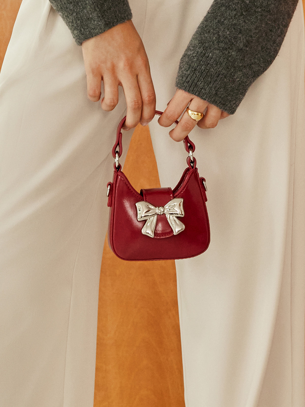 Sophie | Verspielte Mini-Tasche mit Schleife und Klappe