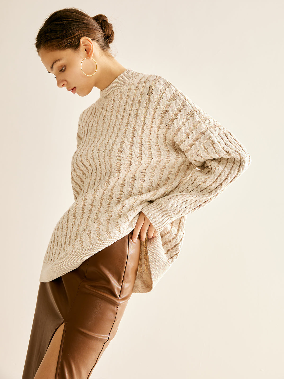 Max | Minimalistischer Kabelpullover