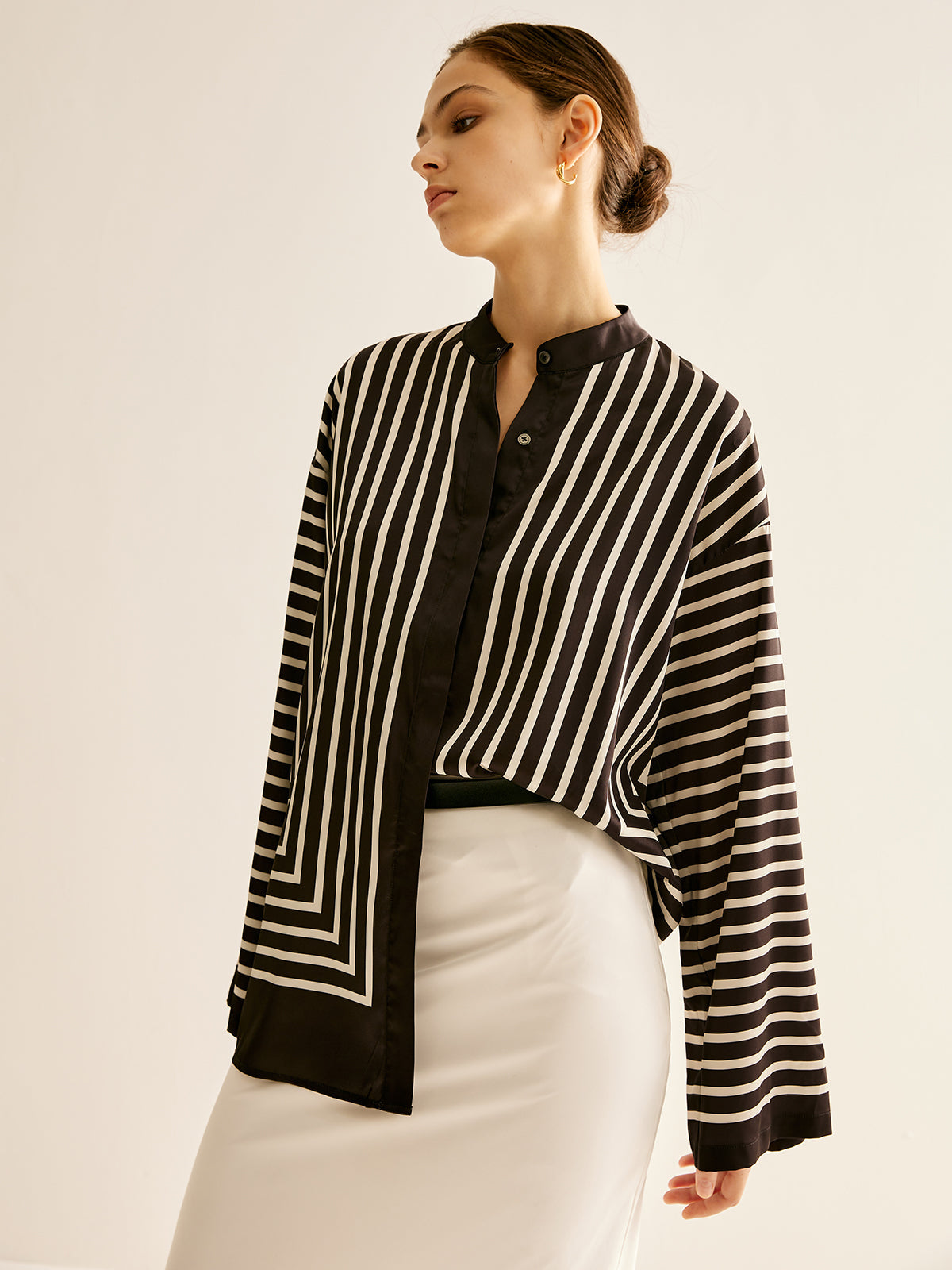Max | Satin Gestreiftes Knopf-Hemd