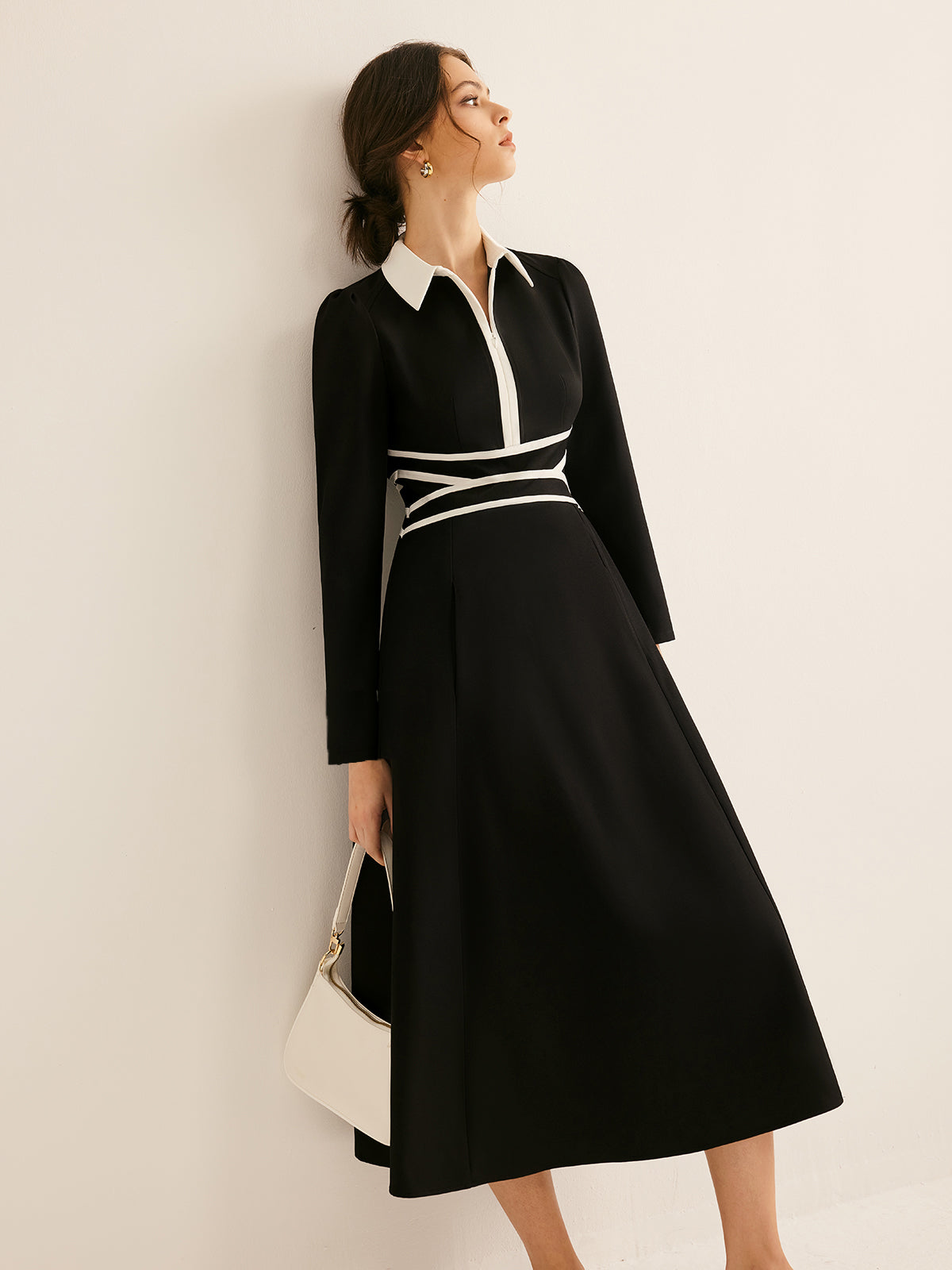 Clara | Elegantes Kleid mit Kontrastpaspelierung