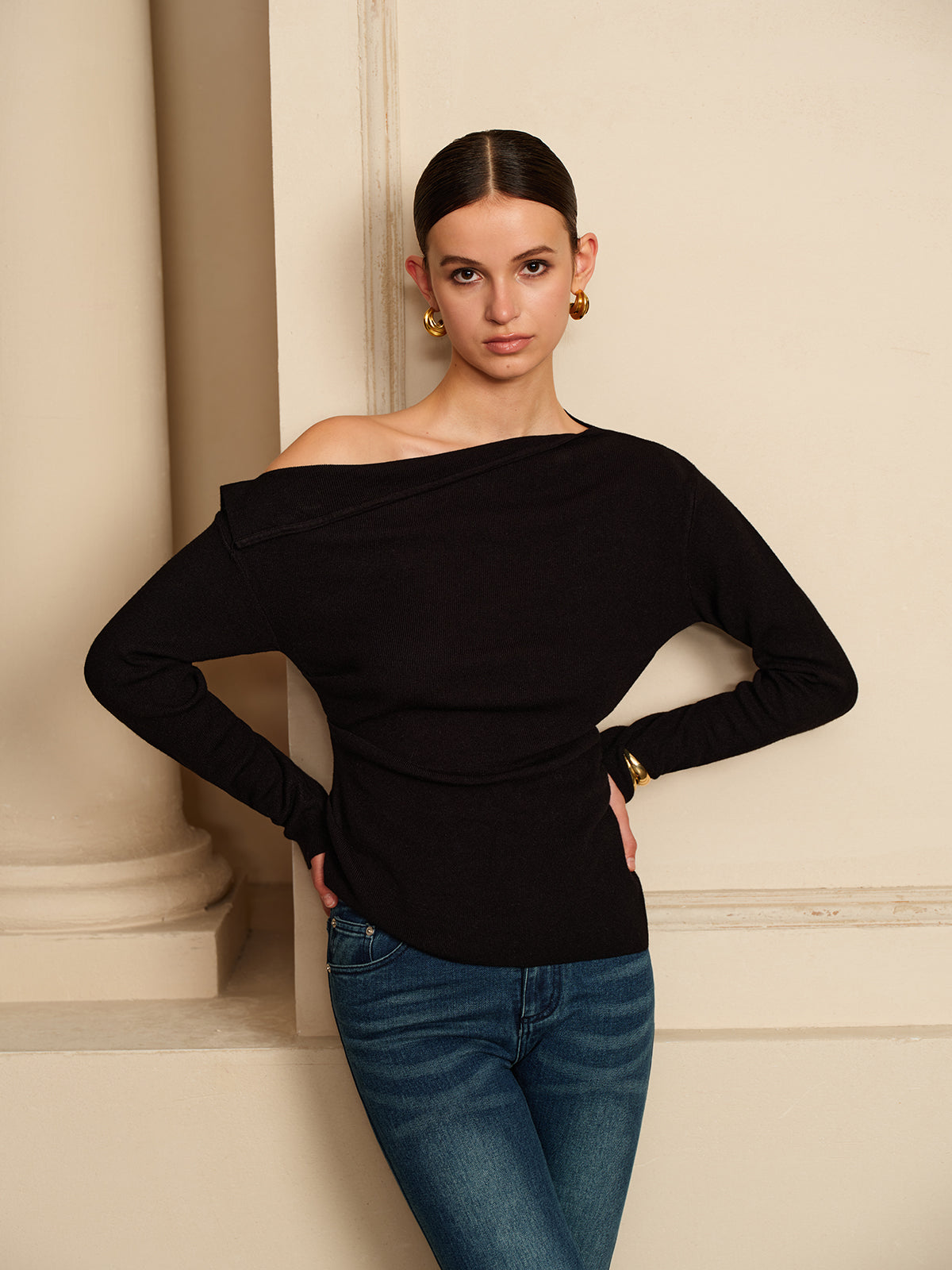 Clara | Asymmetrische Plissierte Stretch-Bluse