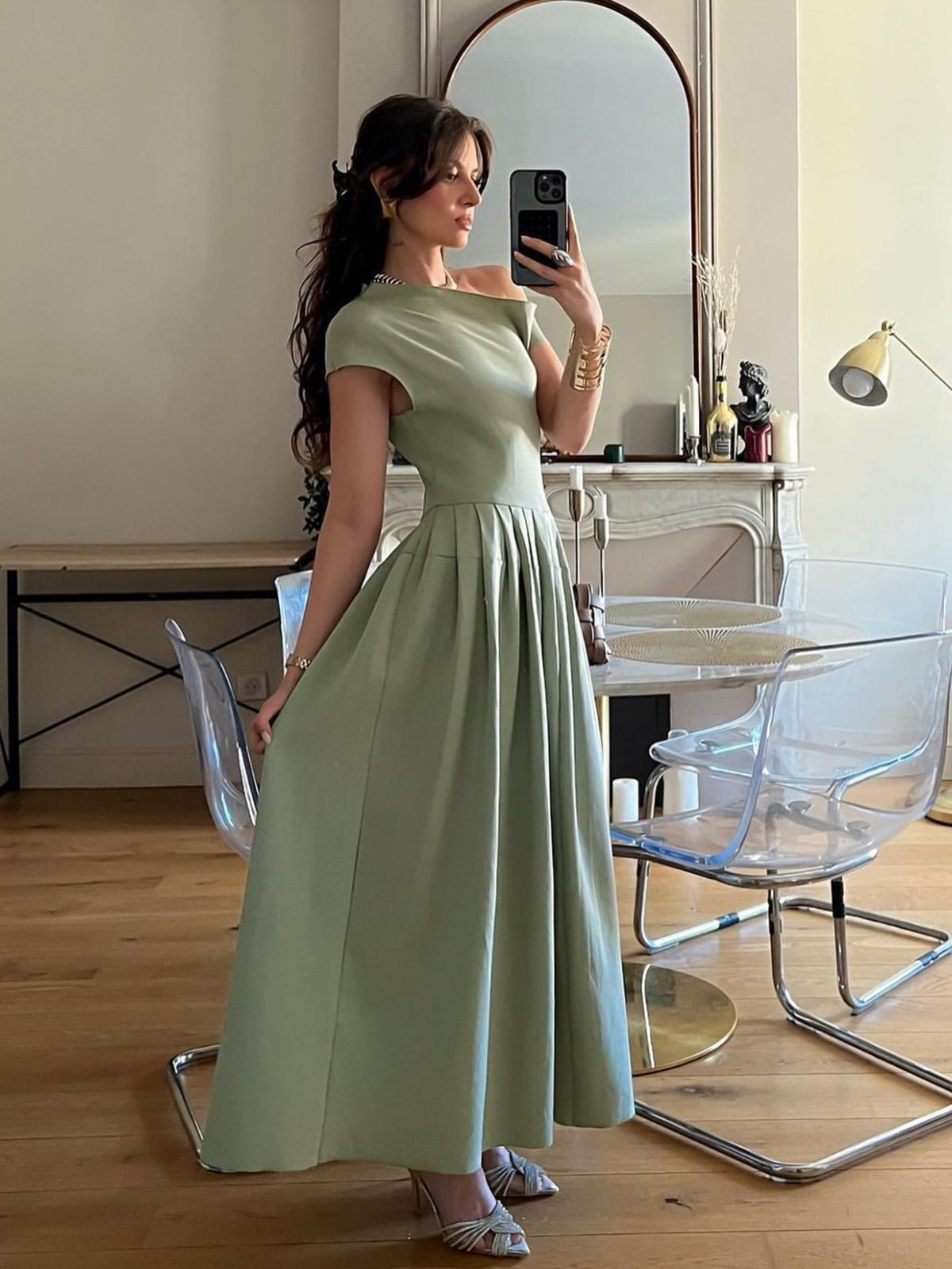 Leonie | Asymmetrisches Plissiertes Maxikleid