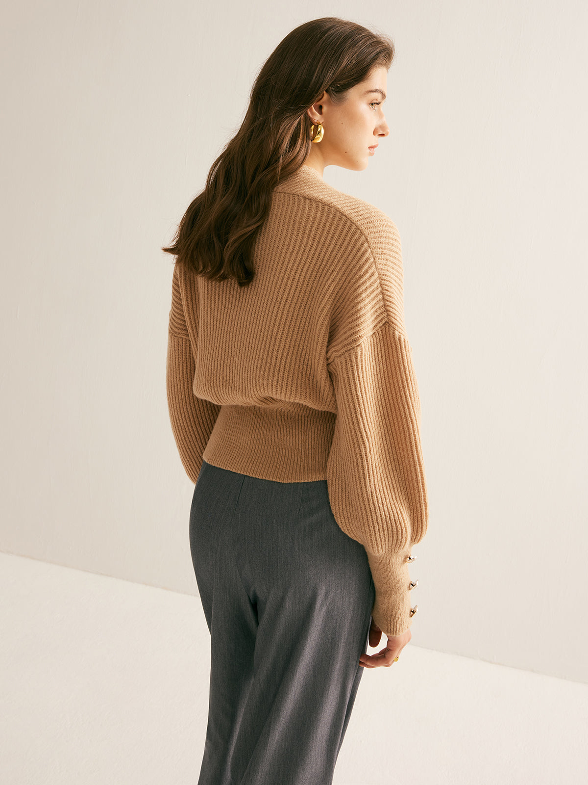 Mia | Raffinierter Criss-Cross-Pullover