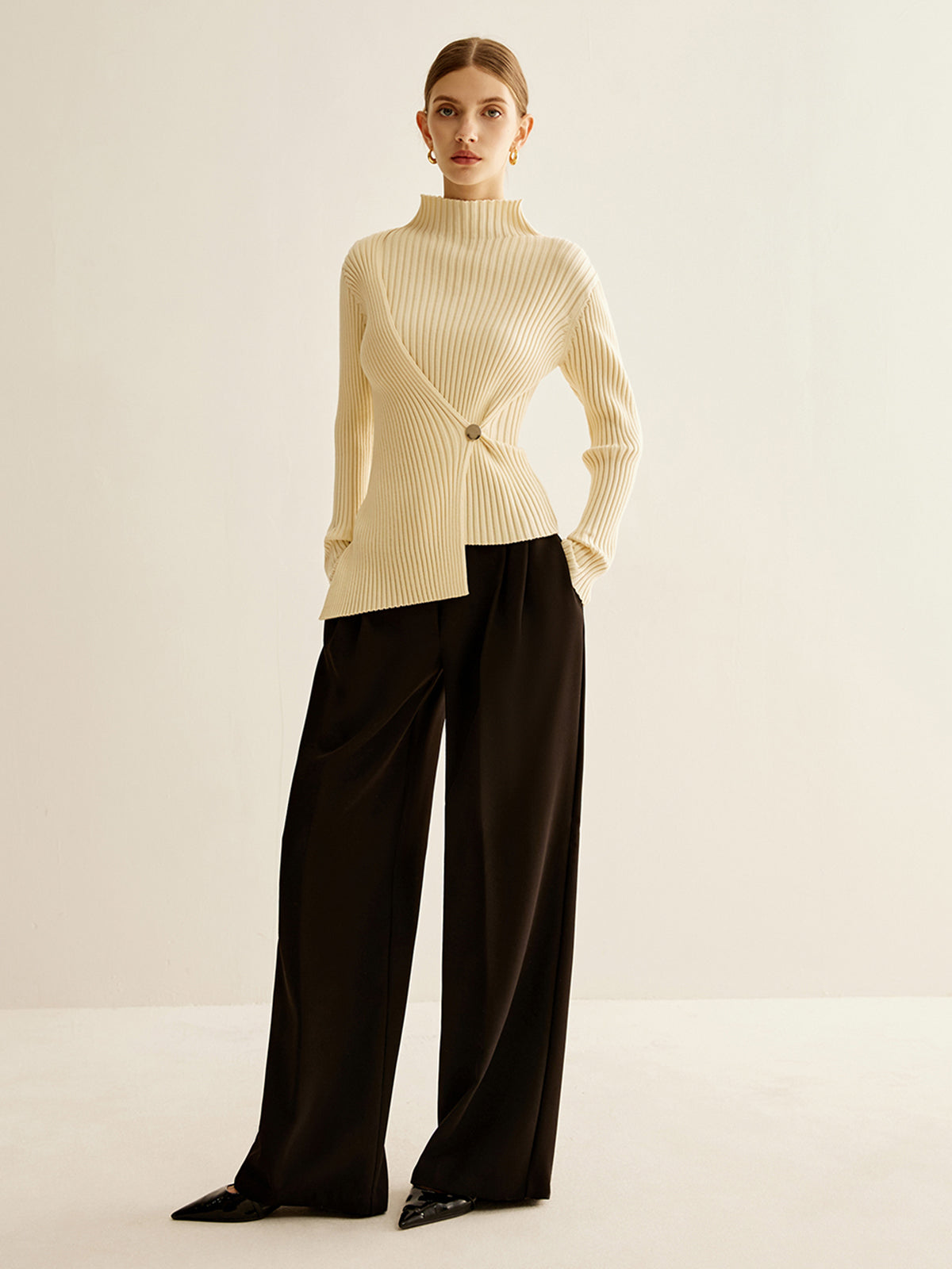 Mia | Eleganter Mock-Neck Rippstrickpullover