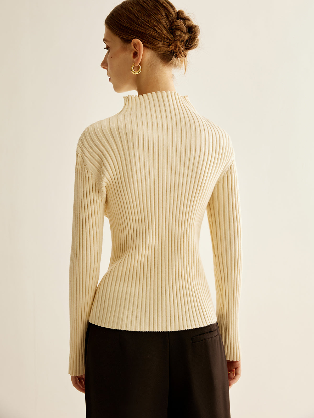 Mia | Eleganter Mock-Neck Rippstrickpullover