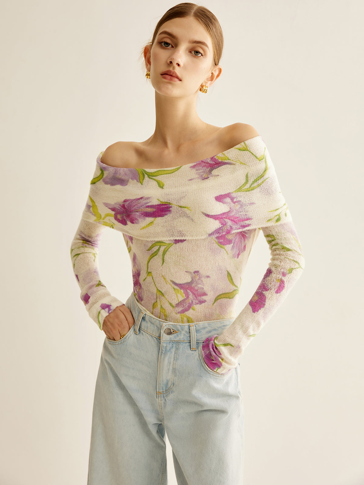 Sophie | Romantisches Off-Shoulder Stricktop