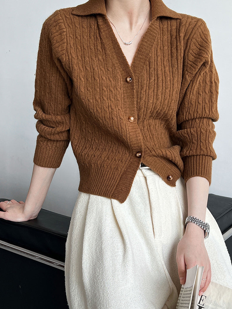 Clara | Stylischer Kurz-Cardigan mit Knopf-Design