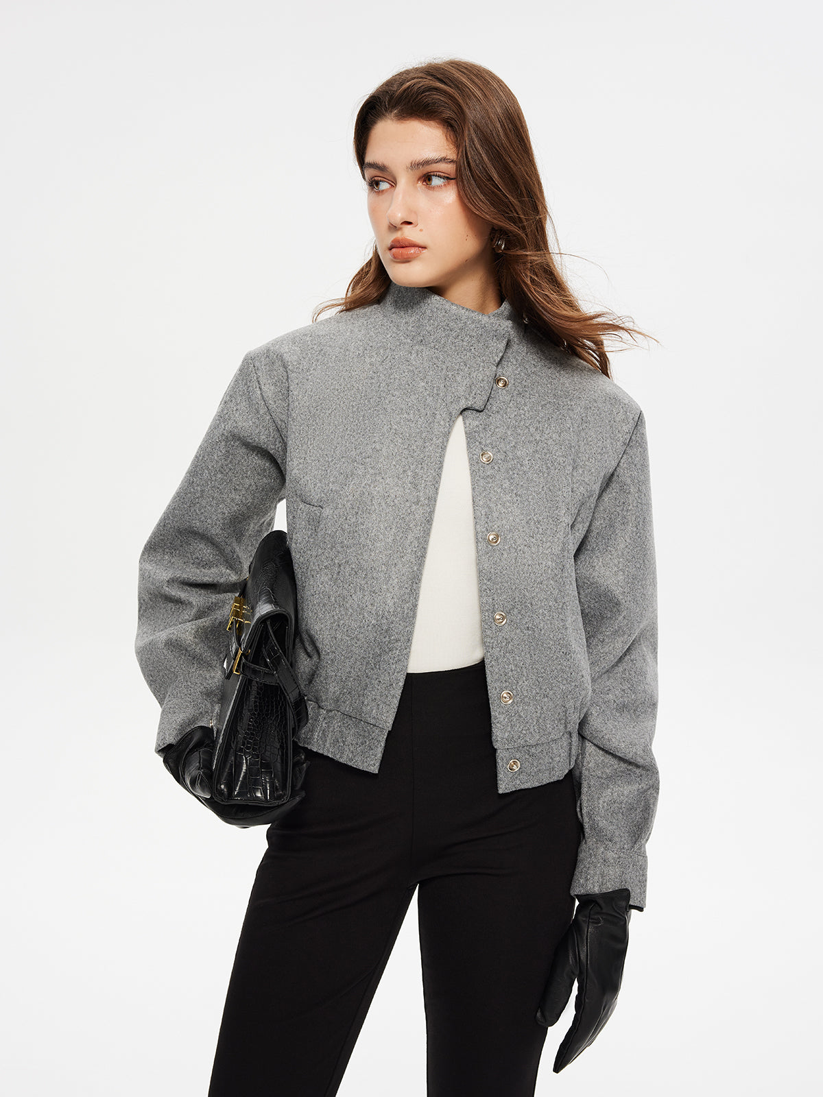 Emilia | Asymmetrischer Button Clasp Blazer