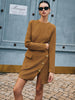 Clara | Elegantes Kunstlederkleid mit floralen Details