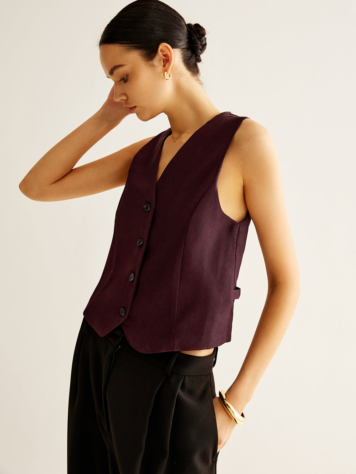 Chic | Knopf Petite Tank Top