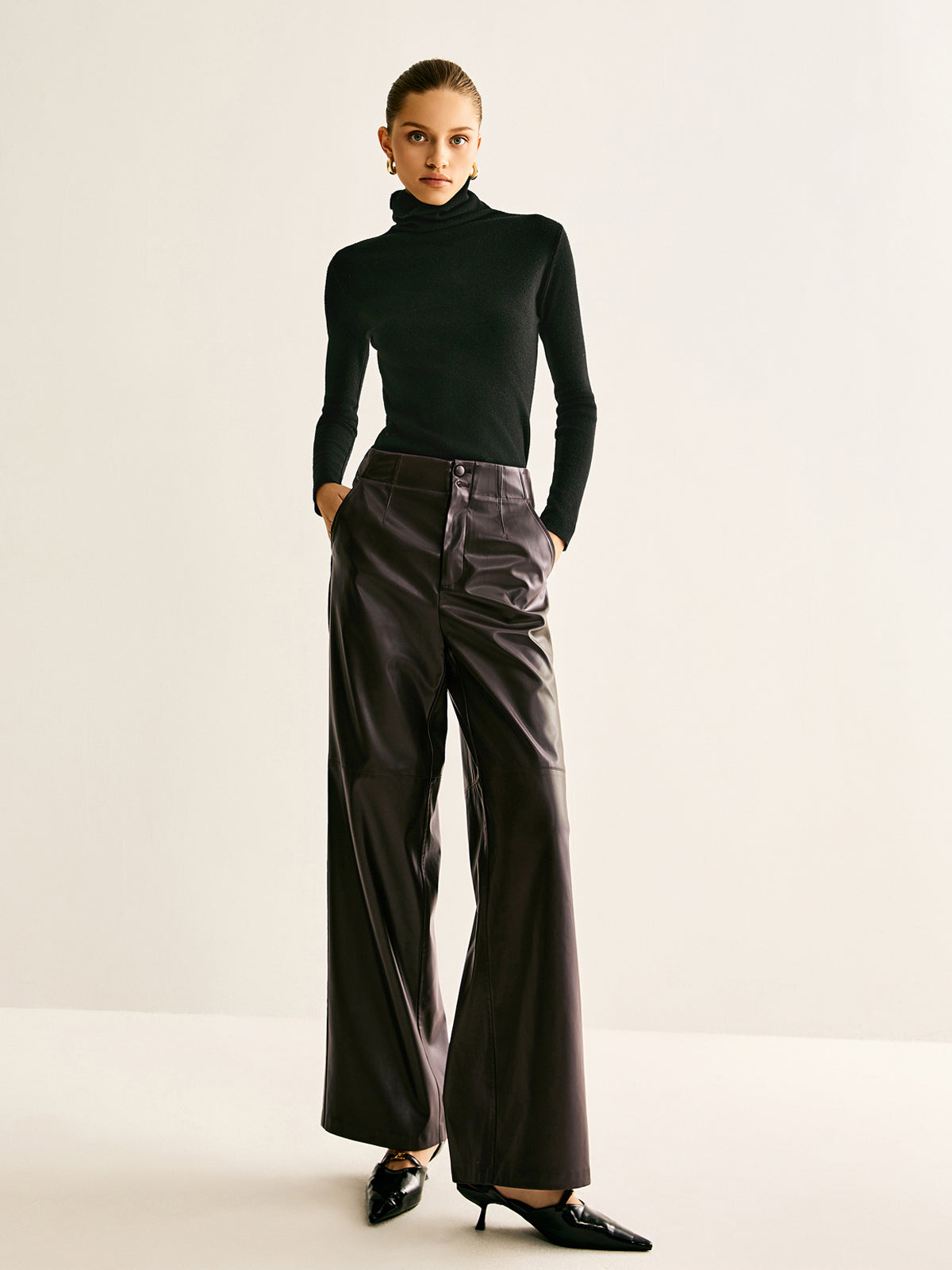Lisa | Elegante Kunstleder-Hosen mit mittlerer Taille