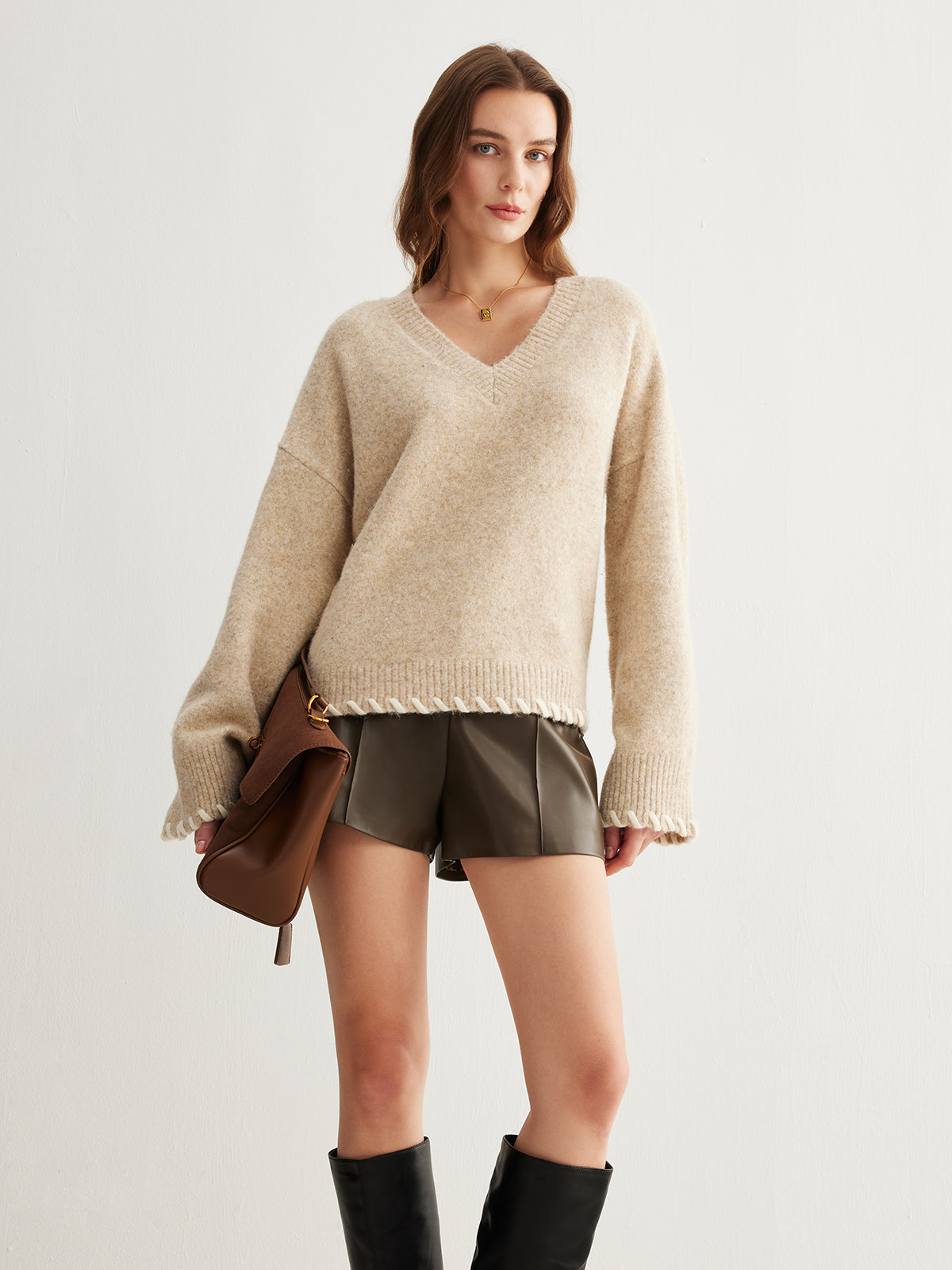 Max | Eleganter Wollmischpullover mit besticktem Saum