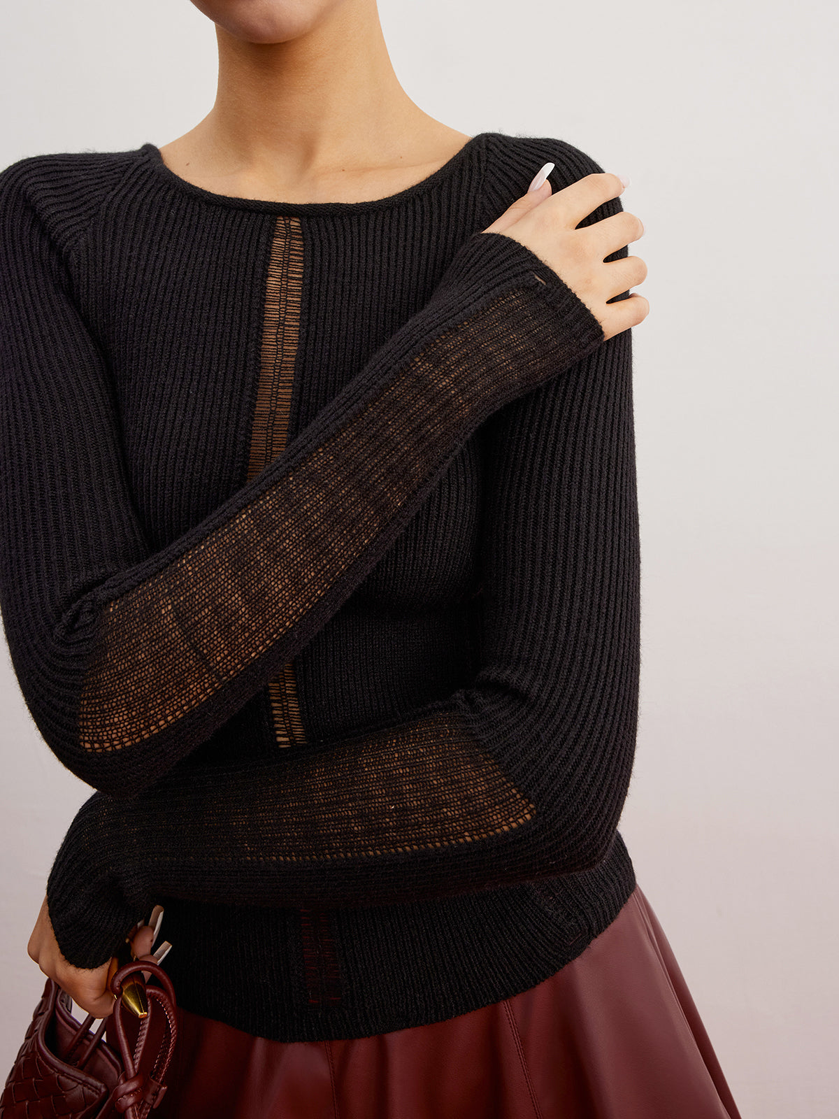 Laura | Verführerischer Pullover mit transparenten Paneelen