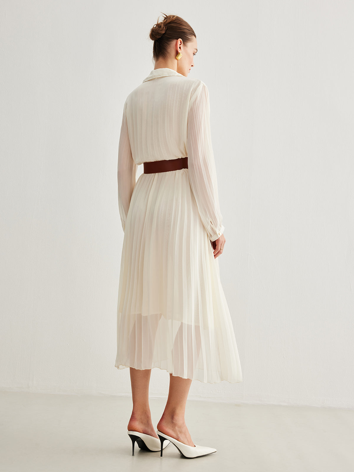 Clara | Chiffon-Kleid mit Knopf und Gürtel
