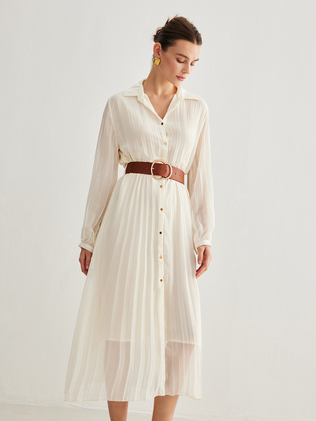 Clara | Chiffon-Kleid mit Knopf und Gürtel