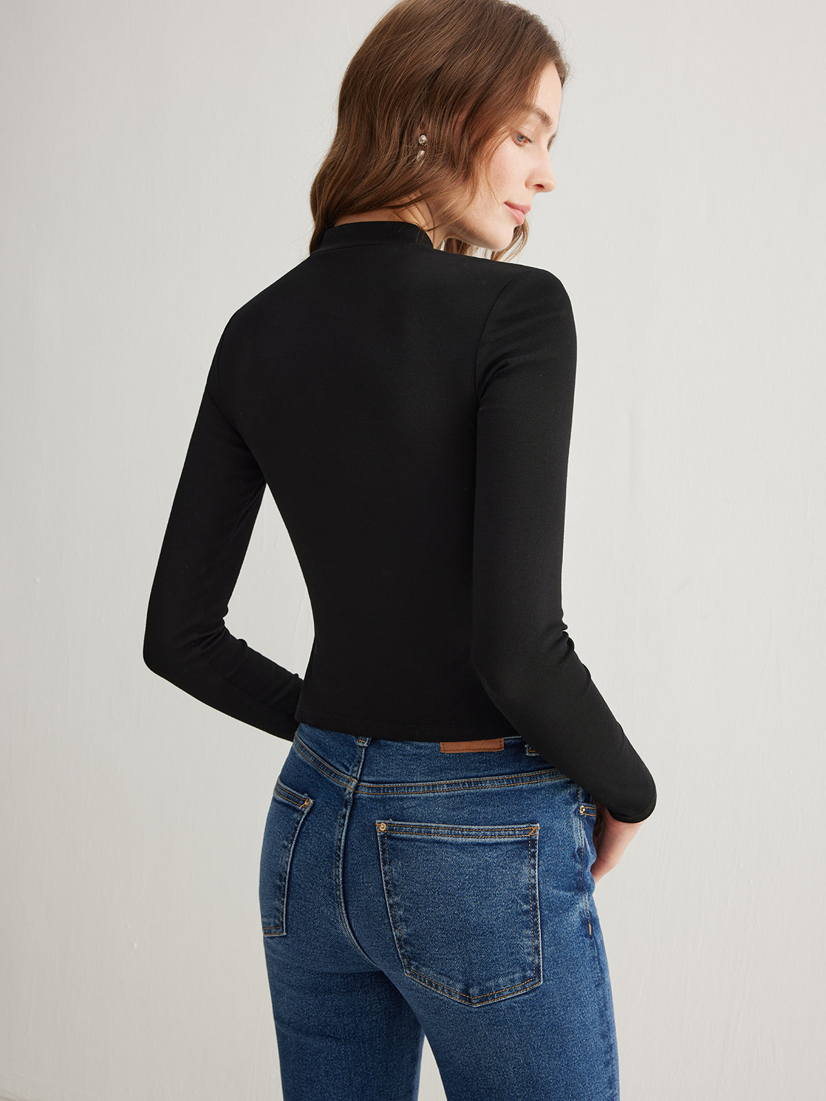 Lara | Elegantes Side Split Jersey Top