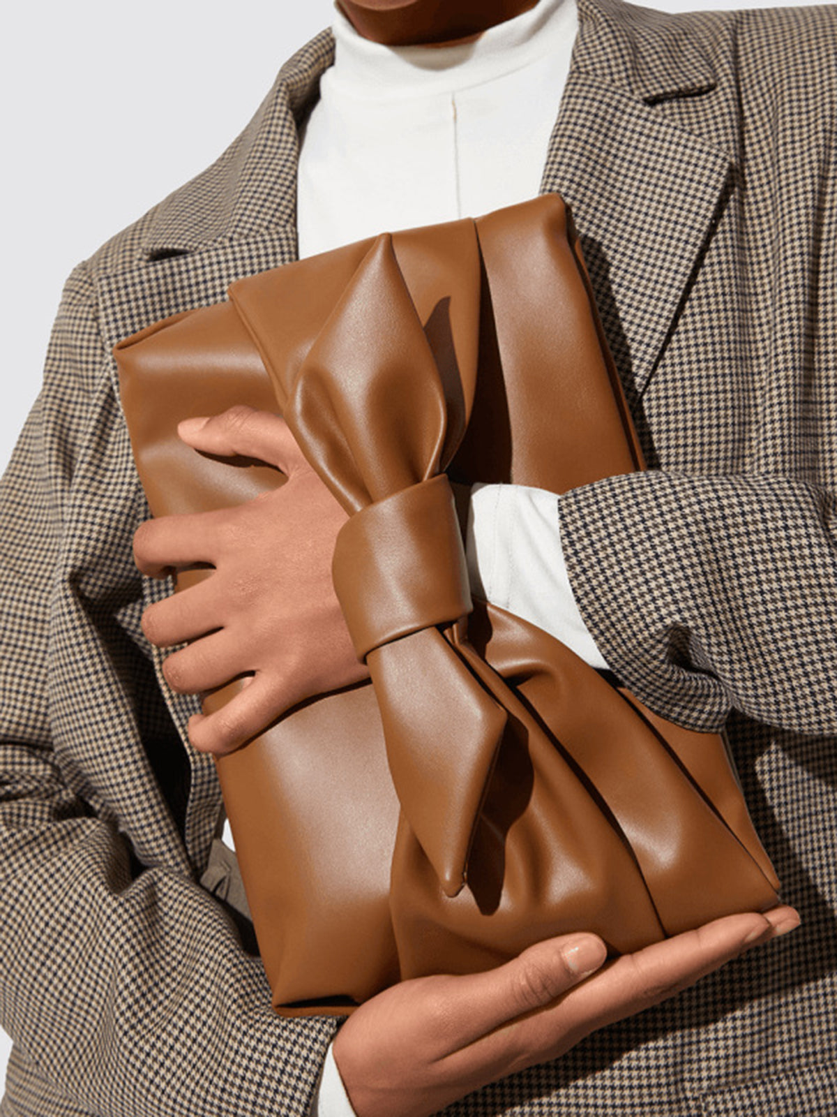 Clara | Elegante Tofu Clutch Tasche