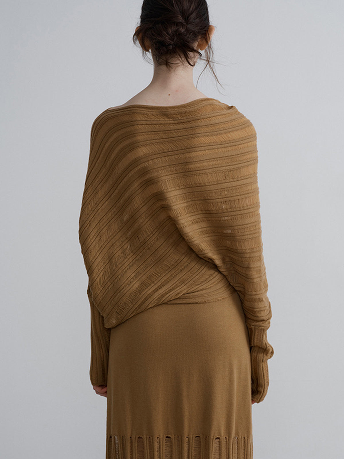 Mia | Lässiger Pullover mit asymmetrischem Ausschnitt